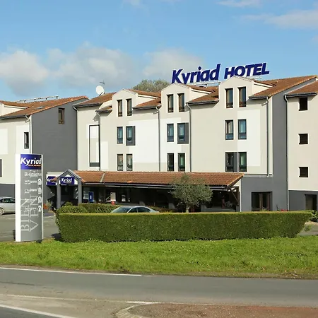 キリヤド ポワチエ スュッド 3*