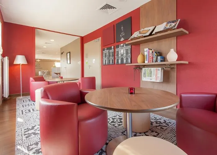 Hotel Inn Design & Restaurant Poitiers 3* Poitiers